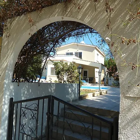 Villa Golden Nest *