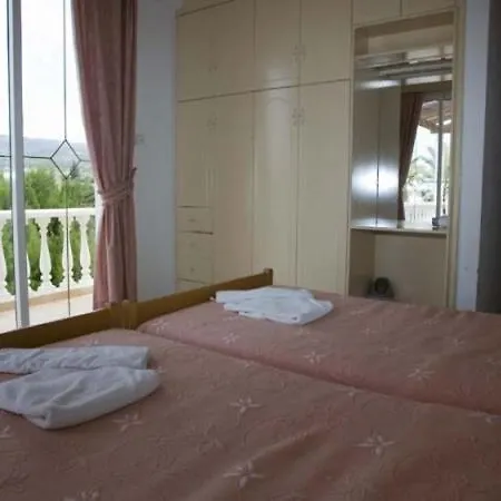 Villa Golden Nest *