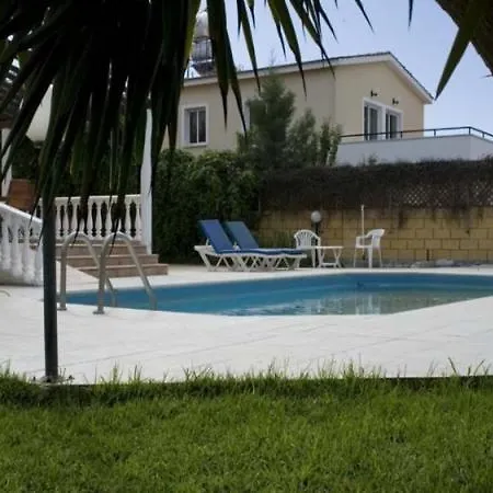 Villa Golden Nest Peyia