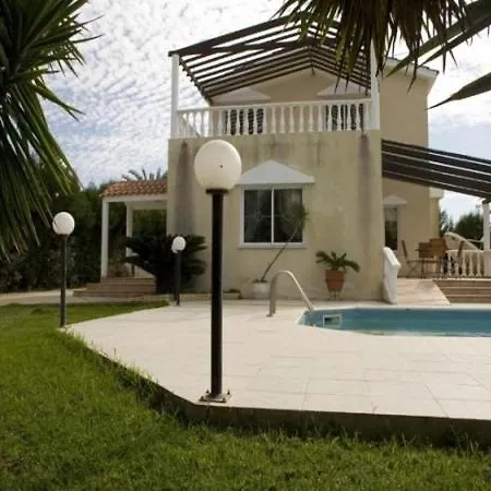 Villa Golden Nest